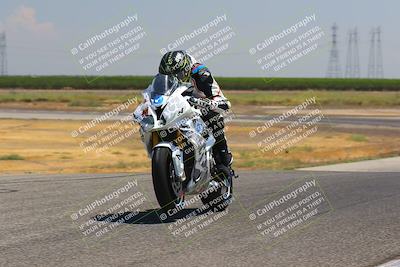 media/Aug-11-2023-CRA (Fri) [[7d2b09f7fc]]/D Group/Session 3 (Wheelie Bump)/